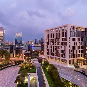 Canopy By Hilton Al Seef **** דובאי